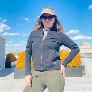 Nike Gender Neutral Zip Up Front Breathable Air Flow Jacket